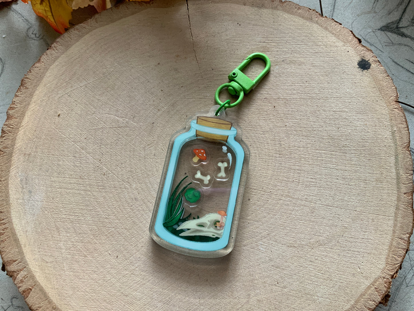 Terrarium shaker keychain